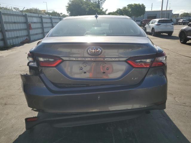 4T1C11AK2PU131784 - 2023 TOYOTA CAMRY LE GRAY photo 6