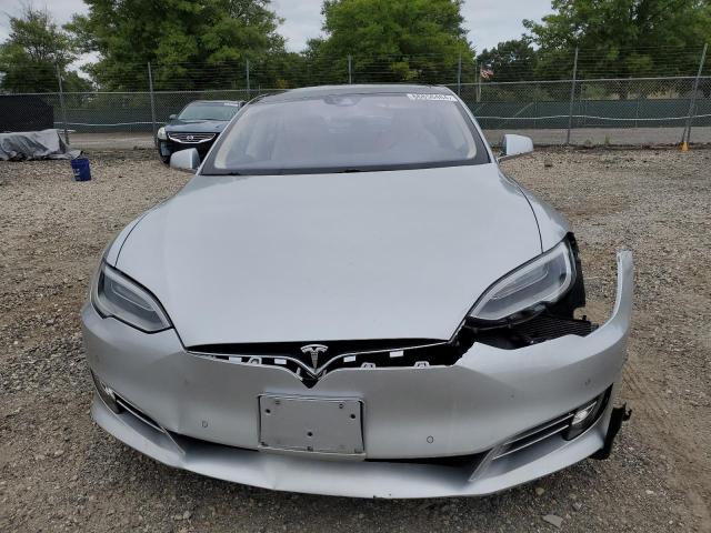 5YJSA1E23GF139783 - 2016 TESLA MODEL S 银色 照片 5