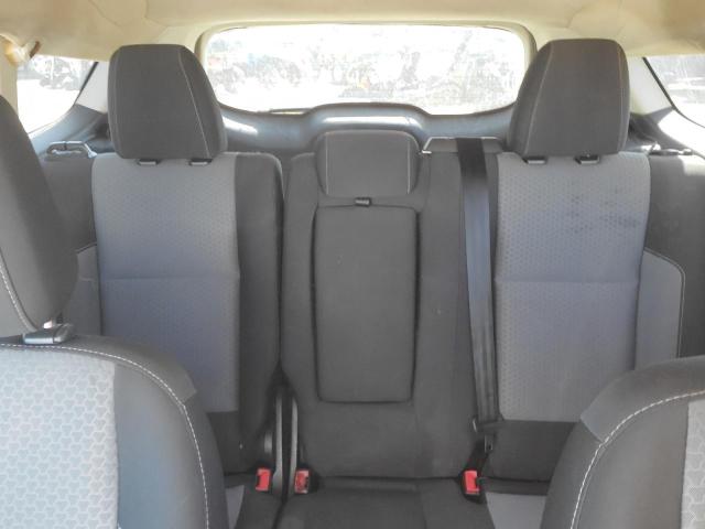 1FMCU9GD2JUB91263 - 2018 FORD ESCAPE SE Biały zdjęcie 10