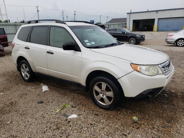 JF2SHABC2CH408070 - 2012 SUBARU FORESTER 2.5X WHITE photo 4