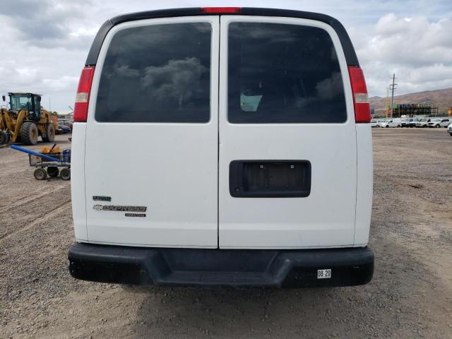 1GCWGFCA8C1104134 - 2012 CHEVROLET EXPRESS G2 WHITE photo 6