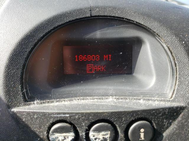 2G2WS522841275906 - 2004 PONTIAC GRAND PRIX GT2 ვერცხლისფერი ფოტო 9