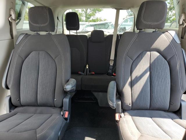 2C4RC1CG2RR149915 - 2024 CHRYSLER VOYAGER LX SILVER photo 10