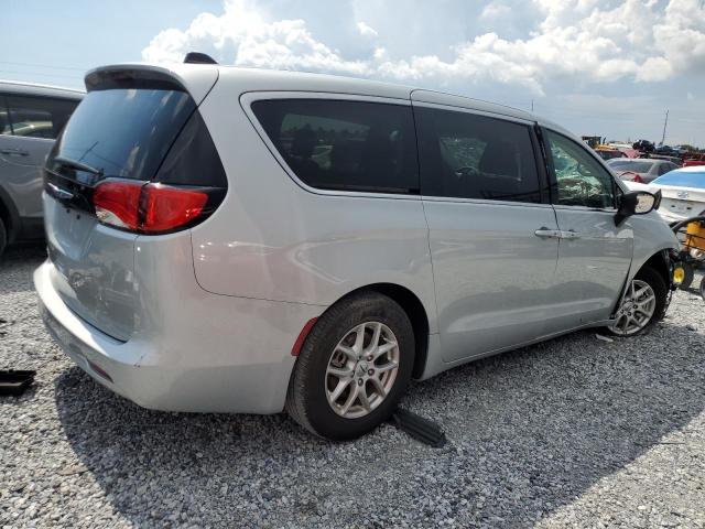 2C4RC1CG2RR149915 - 2024 CHRYSLER VOYAGER LX SILVER photo 3
