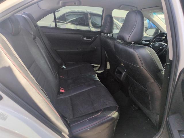 4T1BF1FK1HU449029 - 2017 TOYOTA CAMRY LE WHITE photo 10