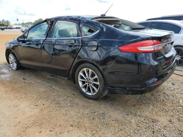 3FA6P0H72HR125347 - 2017 FORD FUSION SE BLACK photo 2