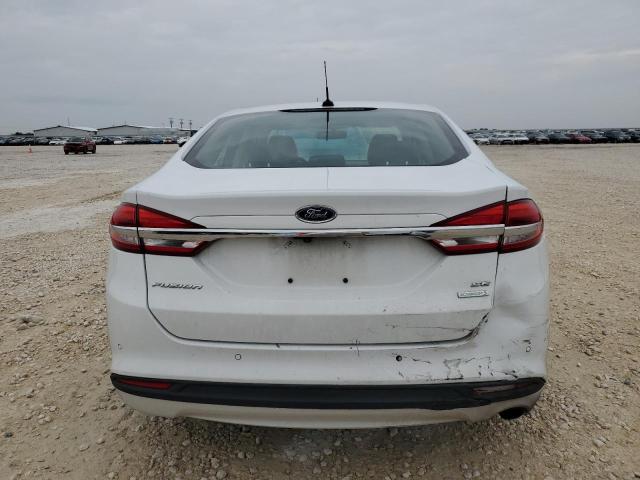 3FA6P0HD7JR185331 - 2018 FORD FUSION SE WHITE photo 6