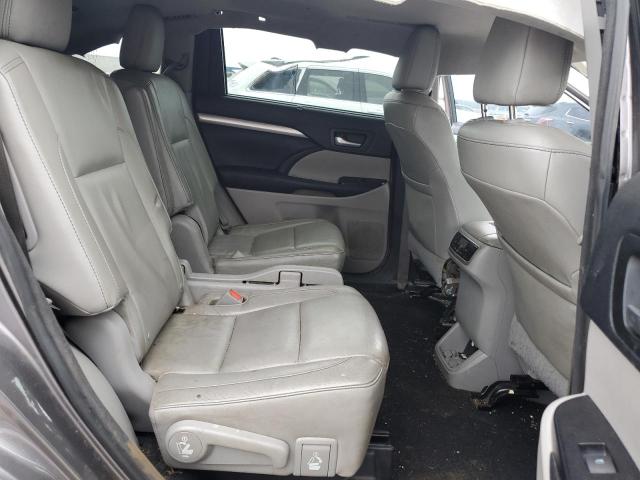 5TDKKRFH5GS141920 - 2016 TOYOTA HIGHLANDER XLE GRAY photo 11