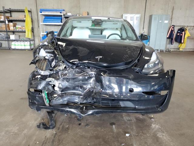 5YJ3E1EB9NF180392 - 2022 TESLA MODEL 3 Սև լուսանկար 5
