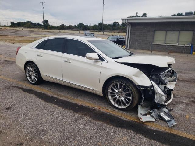 2G61V5S35D9230755 - 2013 CADILLAC XTS PLATINUM WHITE photo 4