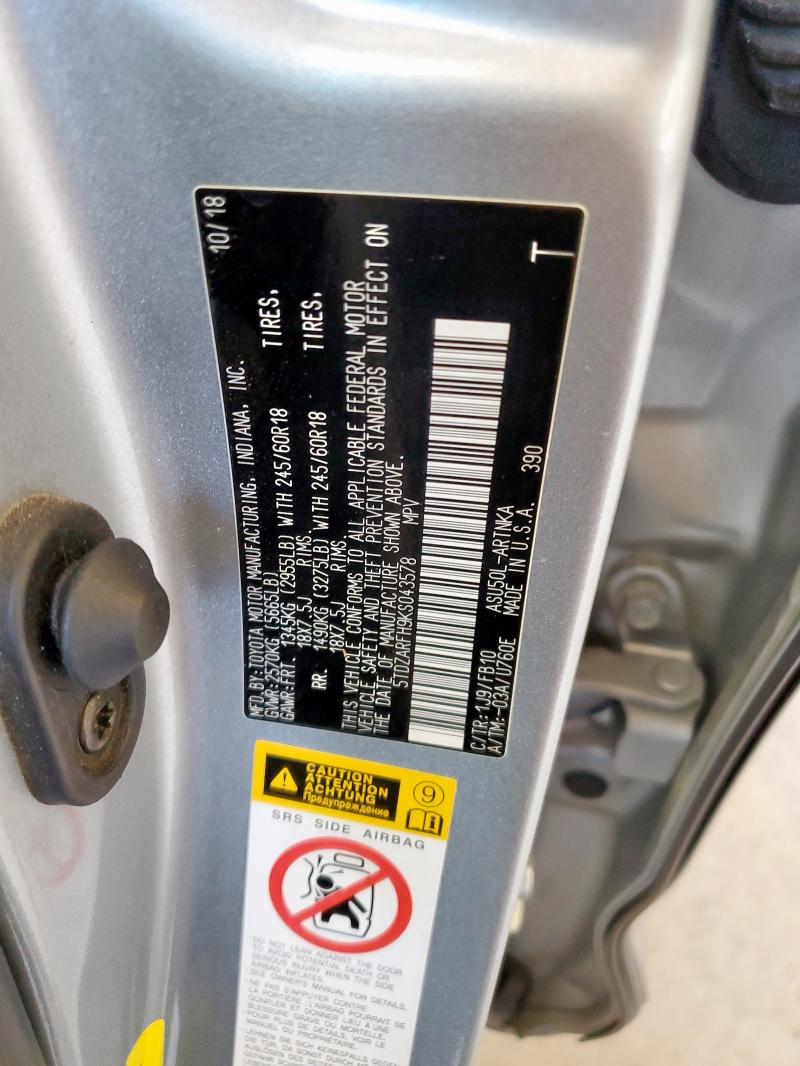 5TDZARFH9KS043578 - 2019 TOYOTA HIGHLANDER LE SILVER photo 13