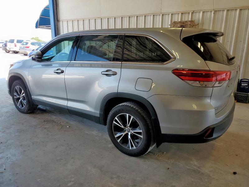 5TDZARFH9KS043578 - 2019 TOYOTA HIGHLANDER LE SILVER photo 2