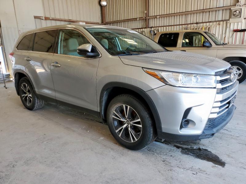 5TDZARFH9KS043578 - 2019 TOYOTA HIGHLANDER LE SILVER photo 4