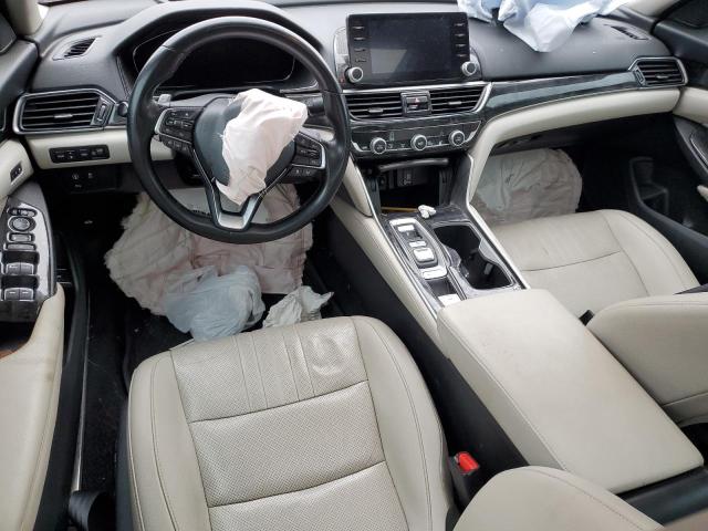 1HGCV2F9XKA000022 - 2019 HONDA ACCORD TOURING RED photo 8