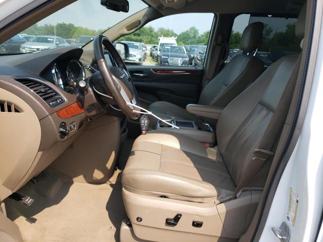 2C4RC1BG0DR816667 - 2013 CHRYSLER TOWN & COU TOURING WHITE photo 7