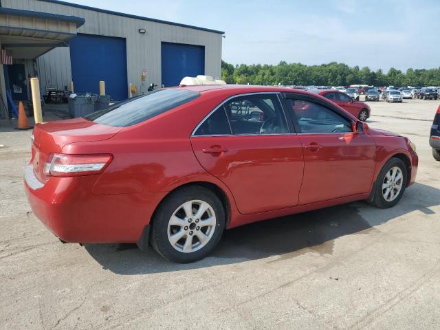 4T1BF3EK0BU701289 - 2011 TOYOTA CAMRY BASE RED photo 3