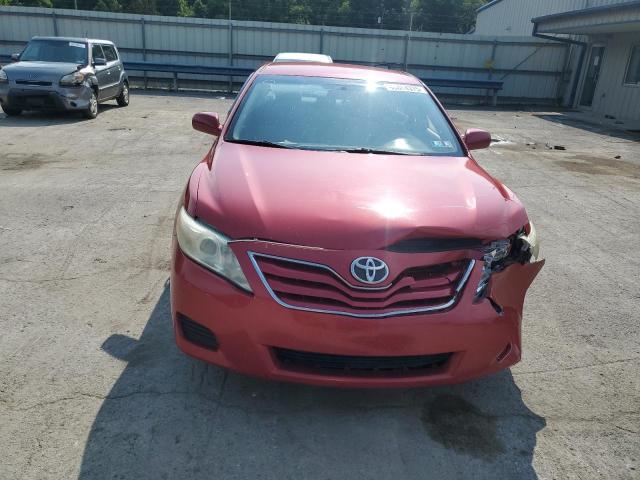 4T1BF3EK0BU701289 - 2011 TOYOTA CAMRY BASE RED photo 5