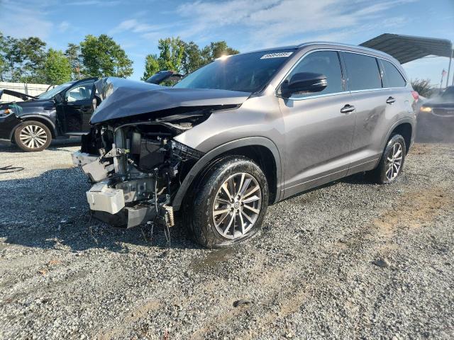 2018 TOYOTA HIGHLANDER SE, 