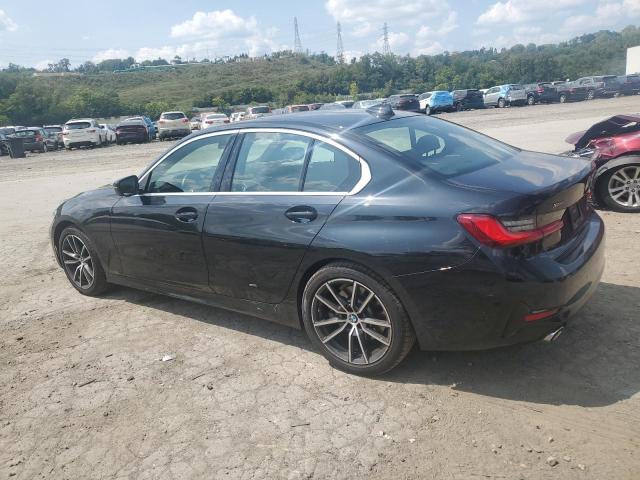 3MW5R7J08M8C13385 - 2021 BMW 330XI BLACK photo 2