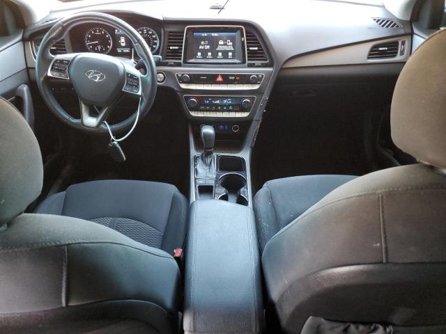 5NPE34AF9KH786068 - 2019 HYUNDAI SONATA LIMITED 银色 照片 8