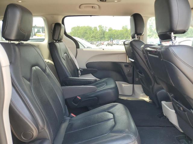 2C4RC1EG3HR734613 - 2017 CHRYSLER PACIFICA TOURING L PLUS GRAY photo 11