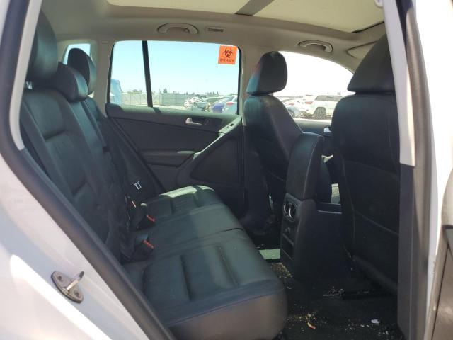 WVGUV7AX4HW505695 - 2017 VOLKSWAGEN TIGUAN SPORT Белый фото 11