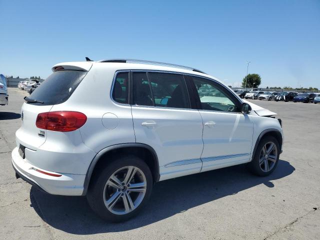 WVGUV7AX4HW505695 - 2017 VOLKSWAGEN TIGUAN SPORT Белый фото 3