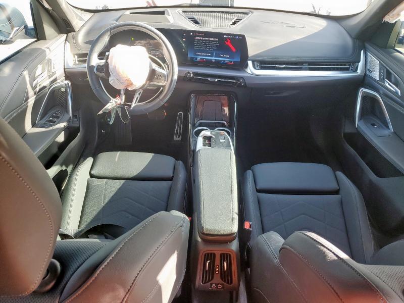 WBX73EF01P5W76838 - 2023 BMW X1 XDRIVE28I WHITE photo 8