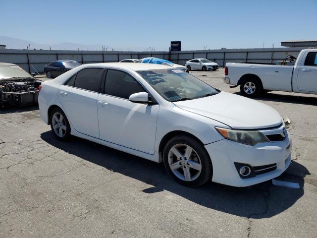 4T1BF1FK1CU588943 - 2012 TOYOTA CAMRY BASE WHITE photo 4