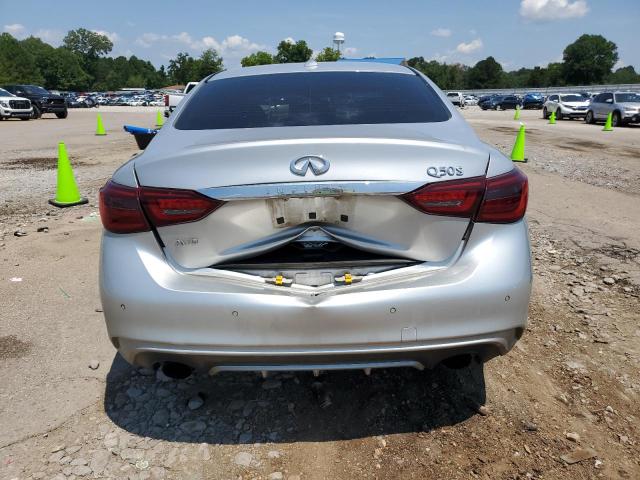 JN1EV7AR0JM610006 - 2018 INFINITI Q50 LUXE 银色 照片 11