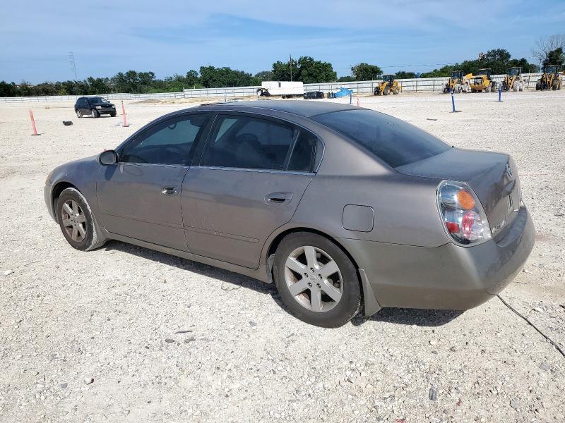 1N4AL11D33C251221 - 2003 NISSAN ALTIMA BASE TAN photo 2
