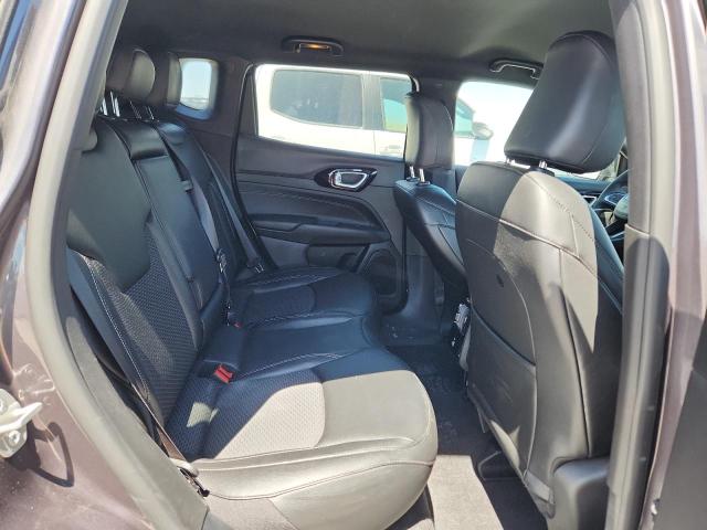 3C4NJDBN1RT127603 - 2024 JEEP COMPASS LATITUDE Графитовый фото 11