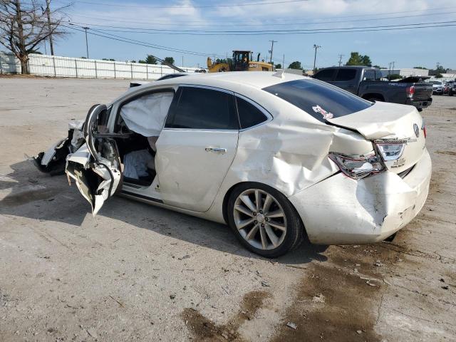 1G4PP5SK5D4161363 - 2013 BUICK VERANO WHITE photo 2