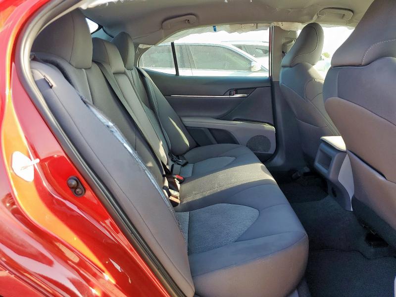 4T1C11AK7RU229003 - 2024 TOYOTA CAMRY LE RED photo 10