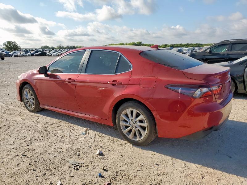 4T1C11AK7RU229003 - 2024 TOYOTA CAMRY LE RED photo 2