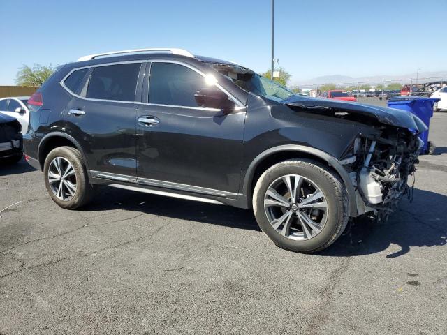 5N1AT2MV0JC778985 - 2018 NISSAN ROGUE S შავი ფოტო 4