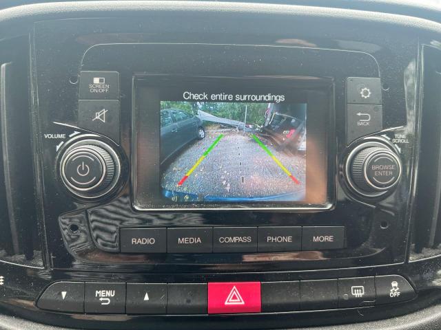 ZFBERFBT0G6B11750 - 2016 RAM PROMASTER SLT 蓝色 照片 9