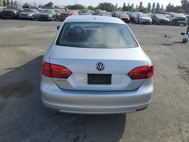 3VW2K7AJ9EM242290 - 2014 VOLKSWAGEN JETTA BASE 银色 照片 6