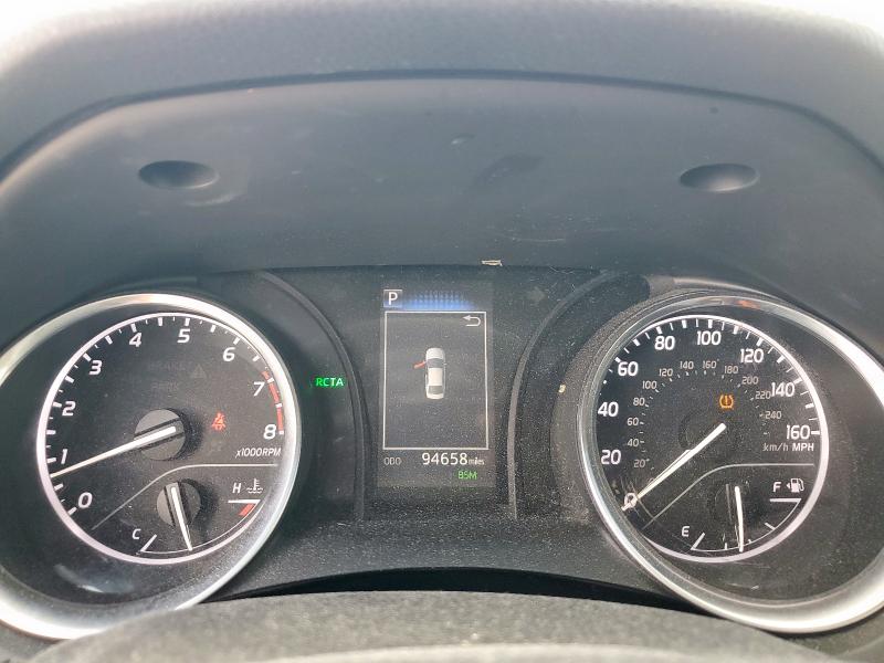 4T1B11HK0JU009000 - 2018 TOYOTA CAMRY L 黑色 照片 9