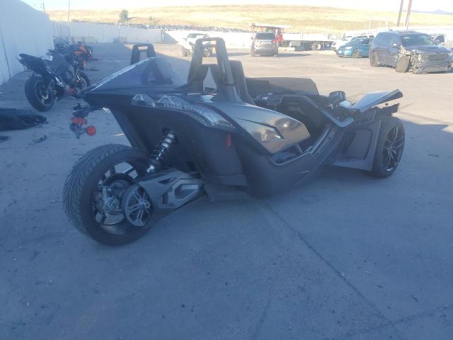 57XAAPFA9J8128516 - 2018 POLARIS SLINGSHOT SL GRAY photo 4