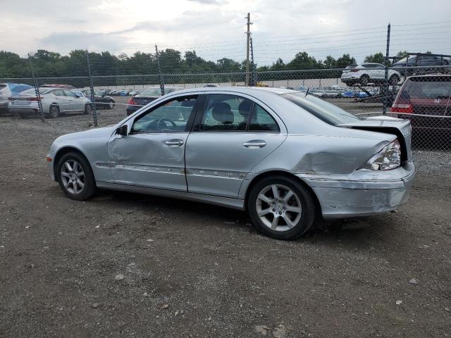 WDBRF92H67F921321 - 2007 MERCEDES-BENZ C 280 4MATIC SILVER photo 2