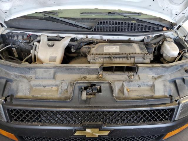 1GCWGAFP5K1332710 - 2019 CHEVROLET EXPRESS G2 WHITE photo 11