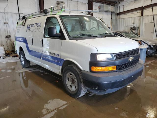 1GCWGAFP5K1332710 - 2019 CHEVROLET EXPRESS G2 WHITE photo 4