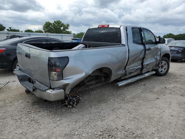 5TFRM5F13AX011642 - 2010 TOYOTA TUNDRA DOUBLE CAB SR5 SILVER photo 3
