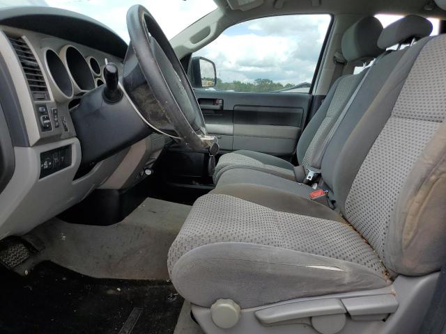 5TFRM5F13AX011642 - 2010 TOYOTA TUNDRA DOUBLE CAB SR5 SILVER photo 7