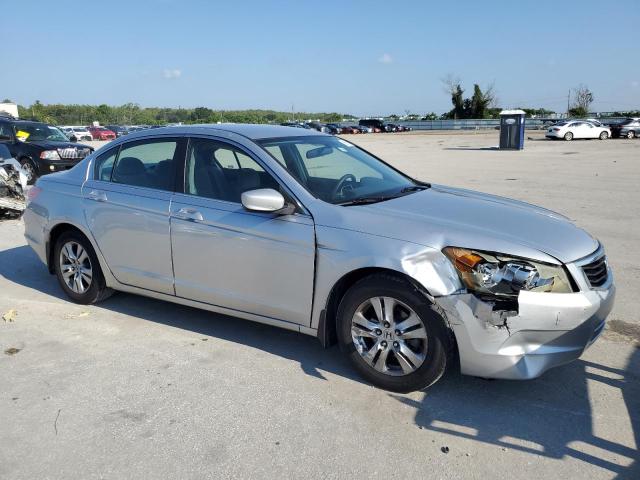 1HGCP26459A047127 - 2009 HONDA ACCORD LXP SILVER photo 4