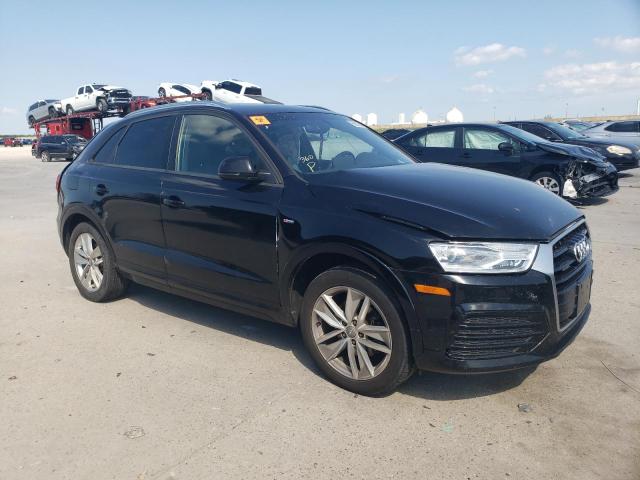 WA1ECCFS0JR002460 - 2018 AUDI Q3 PREMIUM შავი ფოტო 4