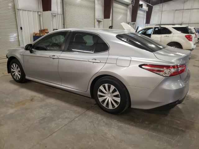 4T1E31AK6LU522644 - 2020 TOYOTA CAMRY LE SILVER photo 2