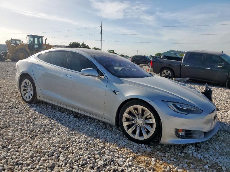 5YJSA1E28HF200952 - 2017 TESLA MODEL S SILVER photo 4