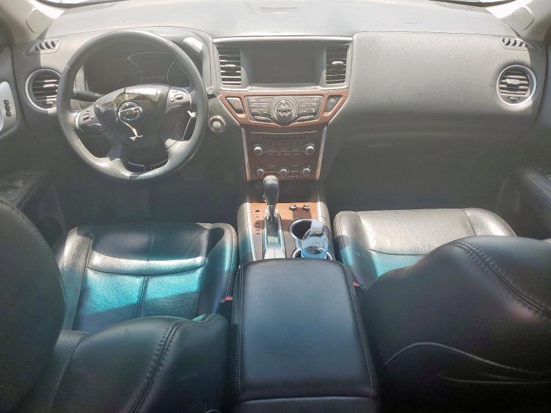 5N1DR2MN1JC627245 - 2018 NISSAN PATHFINDER S 白色 照片 8